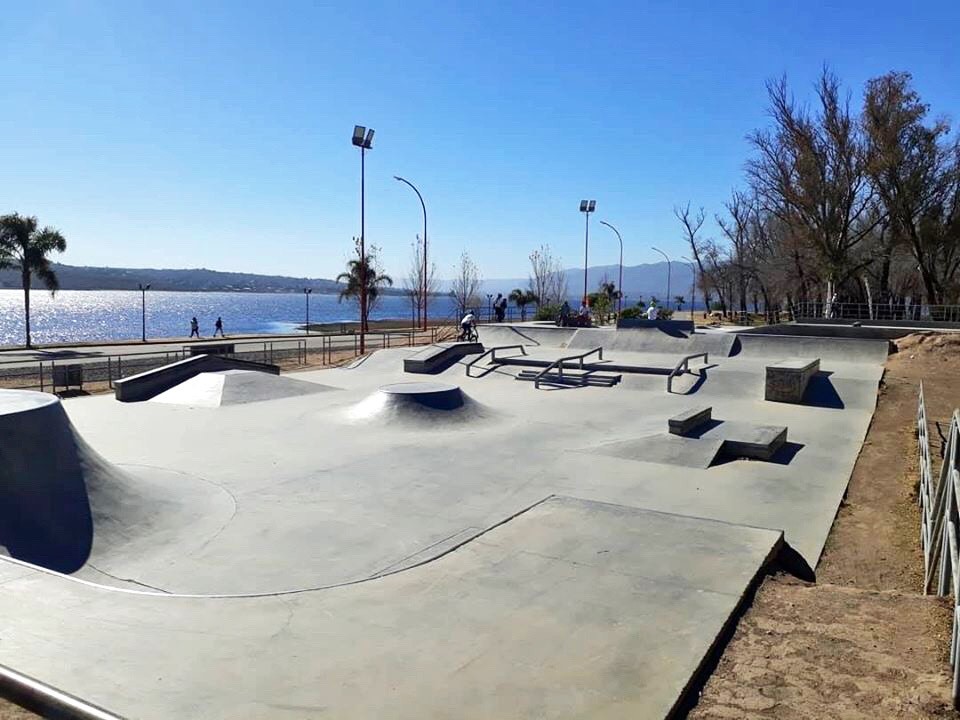 skate park carlos paz
